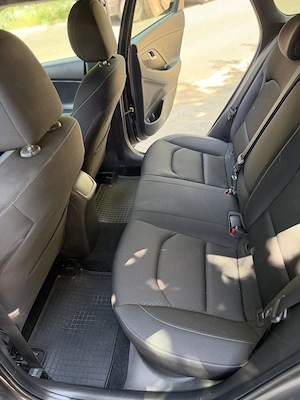 Hyundai i30 an 2019 - imagine 10