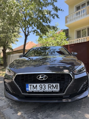 Hyundai i30 an 2019 - imagine 4