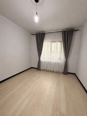 Vand casa 2024 Hemeius P+M la strada principală  - imagine 8