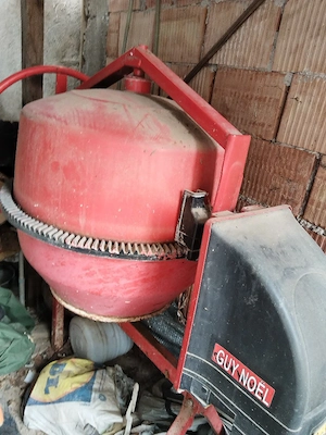 betoniera 130l