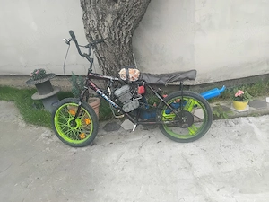 vand bicicleta cu motor modificata 100cc