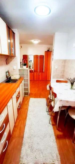 Aradului   apartament cu 3 camere - imagine 7