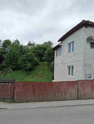 Vând casă în gura Humorului jud Suceava 