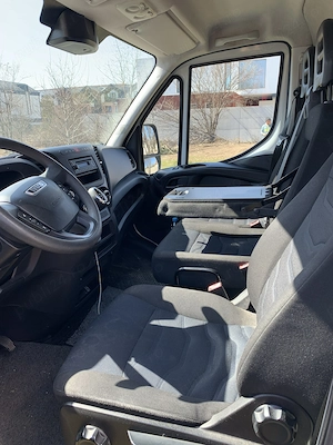 Iveco Daily, 113.000 km, lift, cutie automata, TVA deductibil - imagine 4