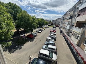Apartament cu 3 camere,etaj 2, micro 16 - imagine 5