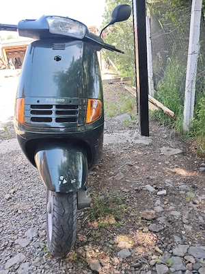 scuter piaggio - imagine 4