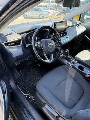 Vand toyota corolla hybrid 2021 automata 17000E neg. - imagine 6
