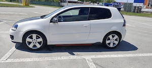 Vînd golf 5 ocupe GT, an 2  cai