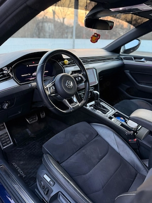 Volskwagen Arteon R-line 4 Motion Virtual Cockpit - imagine 3