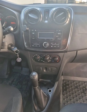 dacia sandero - imagine 5