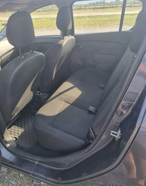 dacia sandero - imagine 4