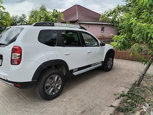 Dacia Duster 1.5 dci 4x2 - imagine 5