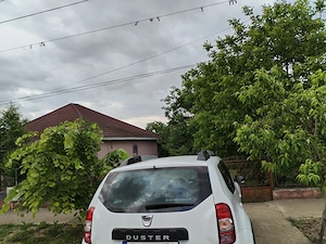 Dacia Duster 1.5 dci 4x2 - imagine 4