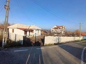 Vand casa cu 3 camere - imagine 4