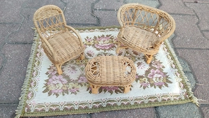 Mobilier miniatural din ratan pentru papusi 