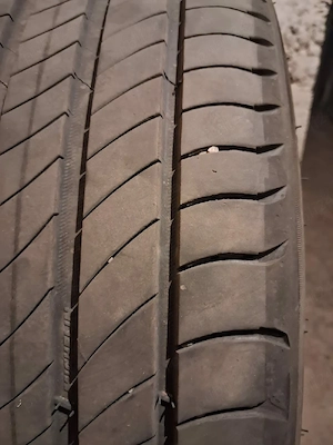 Jante aliaj cu anvelope de vara Michelin  - imagine 4
