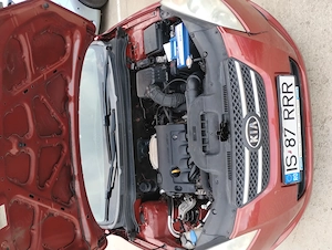 Kia Ceed din 2008 - imagine 2
