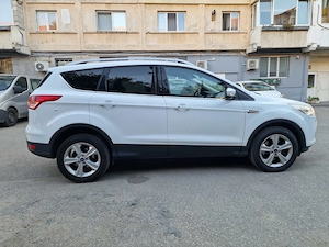 Ford kuga 2014 2.0 l diesel  163 cai 4x4 automat - imagine 2