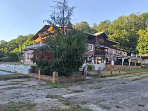 Proprietate turistică | Fost hotel | Teren 8900 mp | Aproape de Dunăre