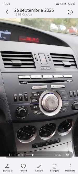 Vând Mazda 3, motor silențios, km. reali - imagine 3