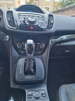 Ford kuga 2014 2.0 l diesel  163 cai 4x4 automat - imagine 10