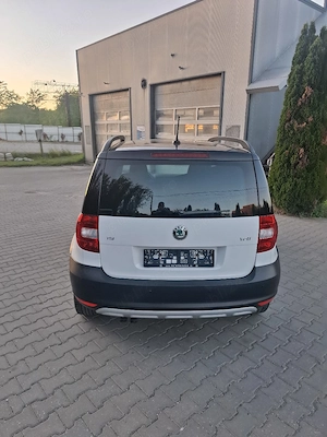 Skoda Yeti 2012 1.4 Tsi 122cp - imagine 4