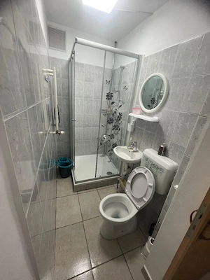 Regim hotelier zonă aproape de centru raspund doar pe whatsapp   - imagine 4
