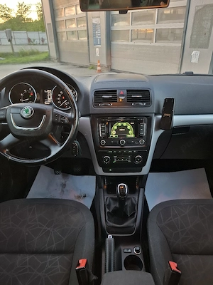 Skoda Yeti 2012 1.4 Tsi 122cp - imagine 8