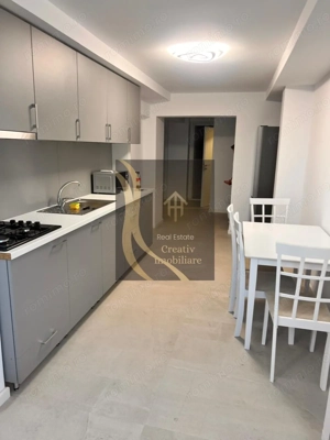 Apartament 3 camere de vanzare in Decebal Muncii - imagine 2