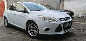 Vand Ford Focus 1.6 TDCI 2012 in stare exceptionala