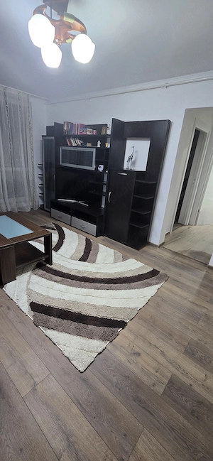 Apartament 2 camere   Prima închiriere    Zona Liceul Traian   Centru  - imagine 5