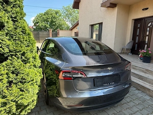 Tesla model 3 - imagine 2