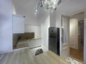 Apartament de lux în inima Oradiei – locație premium lângă Gojdu - imagine 7