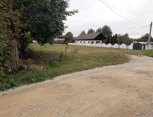 Teren intravilan 4.784 mp   Valea Voievozilor   La doar 2 minute de centrul orașului   40   mp - imagine 2