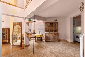 Casă cu 3 camere de vânzare în zona Intim- Str. Andrei Saguna - imagine 3