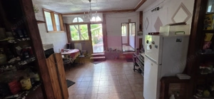 Casa de vanzare cu 5 camere în Mislea - imagine 3