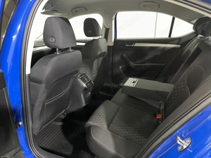 Skoda Superb - imagine 11