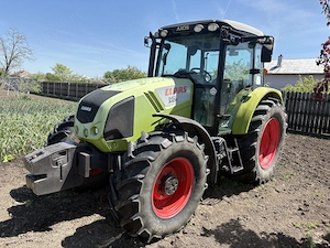 Tractor claas axos 340 - imagine 3