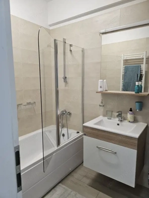 APARTAMENT 2 CAMERE I BLOC NOU I CENTRU zona Liceu  nr 3 I ETAJ 1 I MOBILAT I - imagine 15