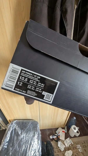 Air Force 1 low gum sole