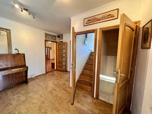 CASA / VILA SNAGOV, 1490mp DE TEREN + GARAJ SI GARSONIERA - imagine 4