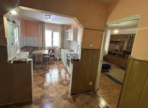 Apartament de vânzare, oraș Brad, decomandat  - imagine 9