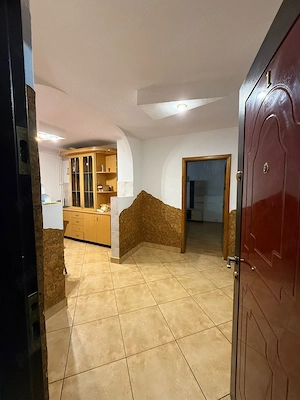 Închiriez apartament cu 2 camere în spate la Jurnalul Bihorean - imagine 5