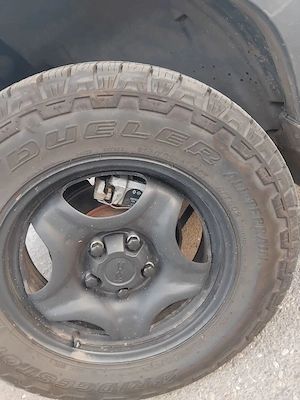 Roti Bridgestone offroad Dacia/ Renault/ Nissan - imagine 5