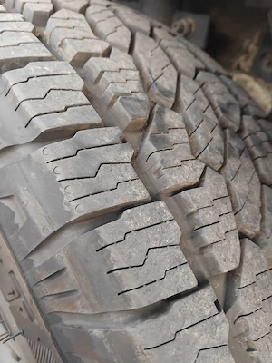Roti Bridgestone offroad Dacia/ Renault/ Nissan - imagine 7