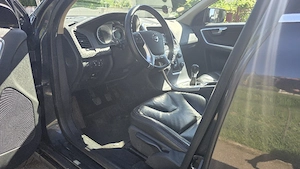 Volvo XC60 2.0 TDI D3 * An 2013 * Cutie Manuala * Euro 5 - imagine 4