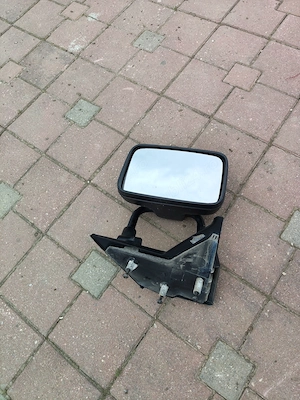 Vând oglinda vw t 5 