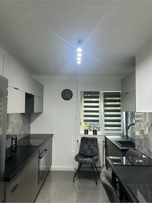 Inchiriez apartament doua camere mobilat,utilat si renovat!
