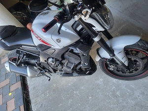 Vând moto Yamaha FZ1 in perfectă stare 