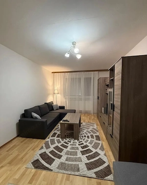 Garsoniera de inchiriat zona Coresi